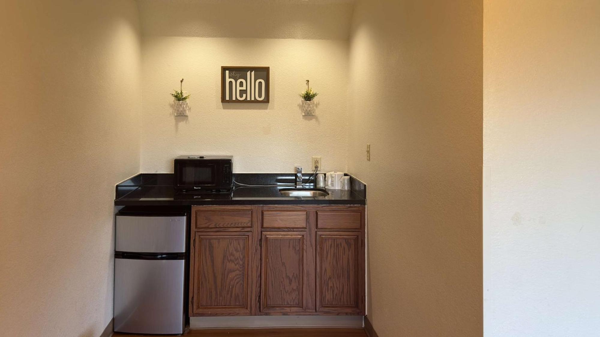 Motel 6-Waterloo, Ia エクステリア 写真