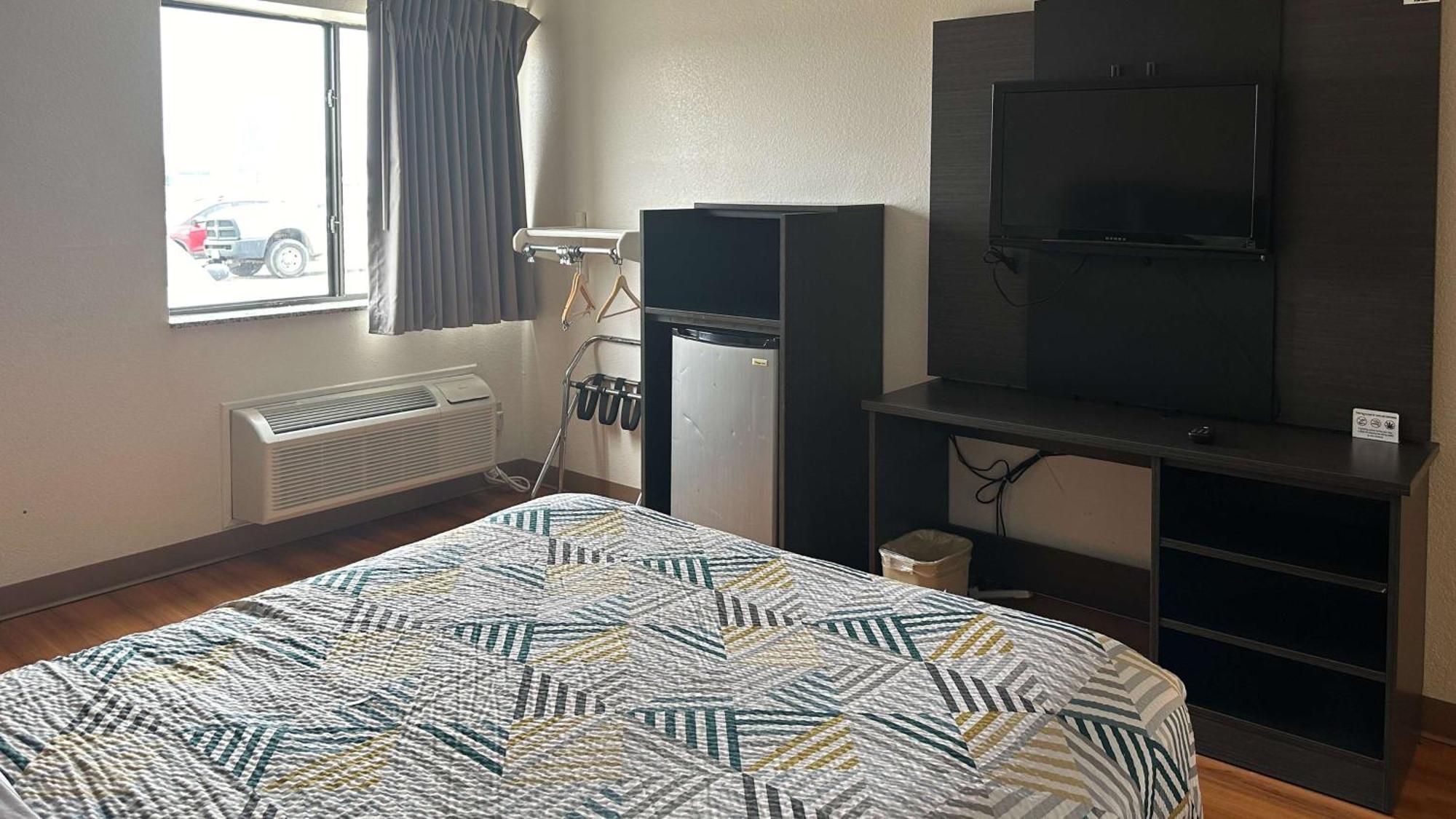 Motel 6-Waterloo, Ia エクステリア 写真