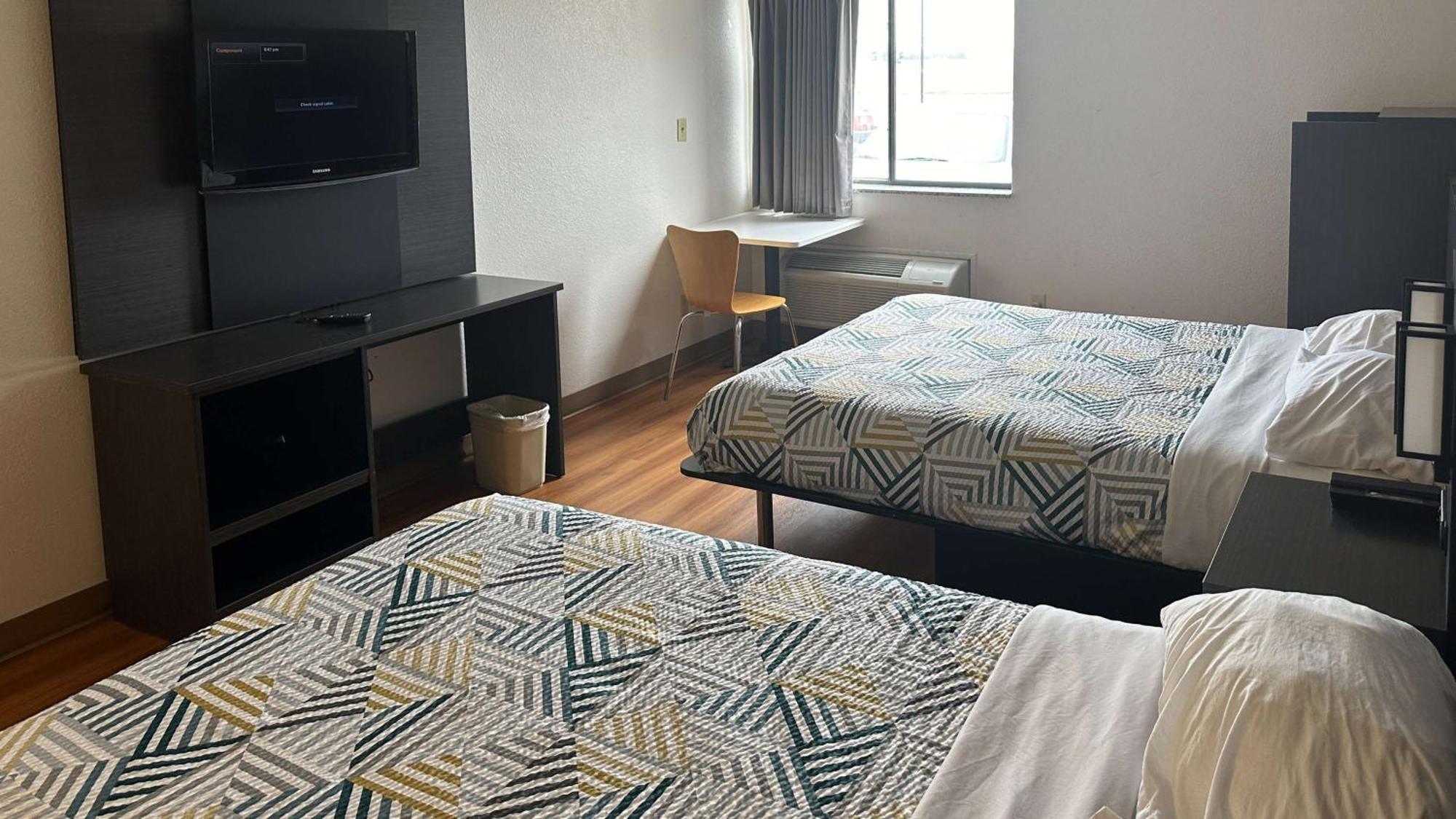 Motel 6-Waterloo, Ia エクステリア 写真