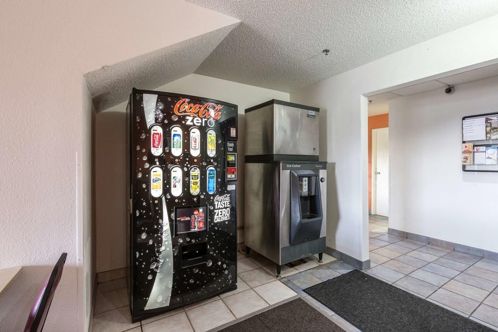 Motel 6-Waterloo, Ia エクステリア 写真